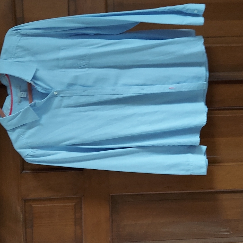 Old Navy button down shirt